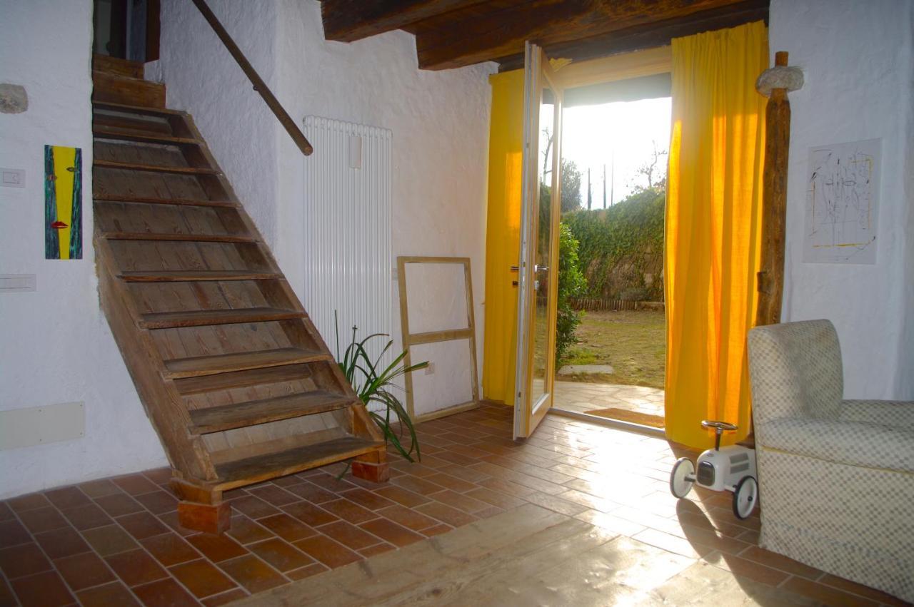 La Casa Altrui- Camere E Zona Relax Con Giardino Coredo Ngoại thất bức ảnh
