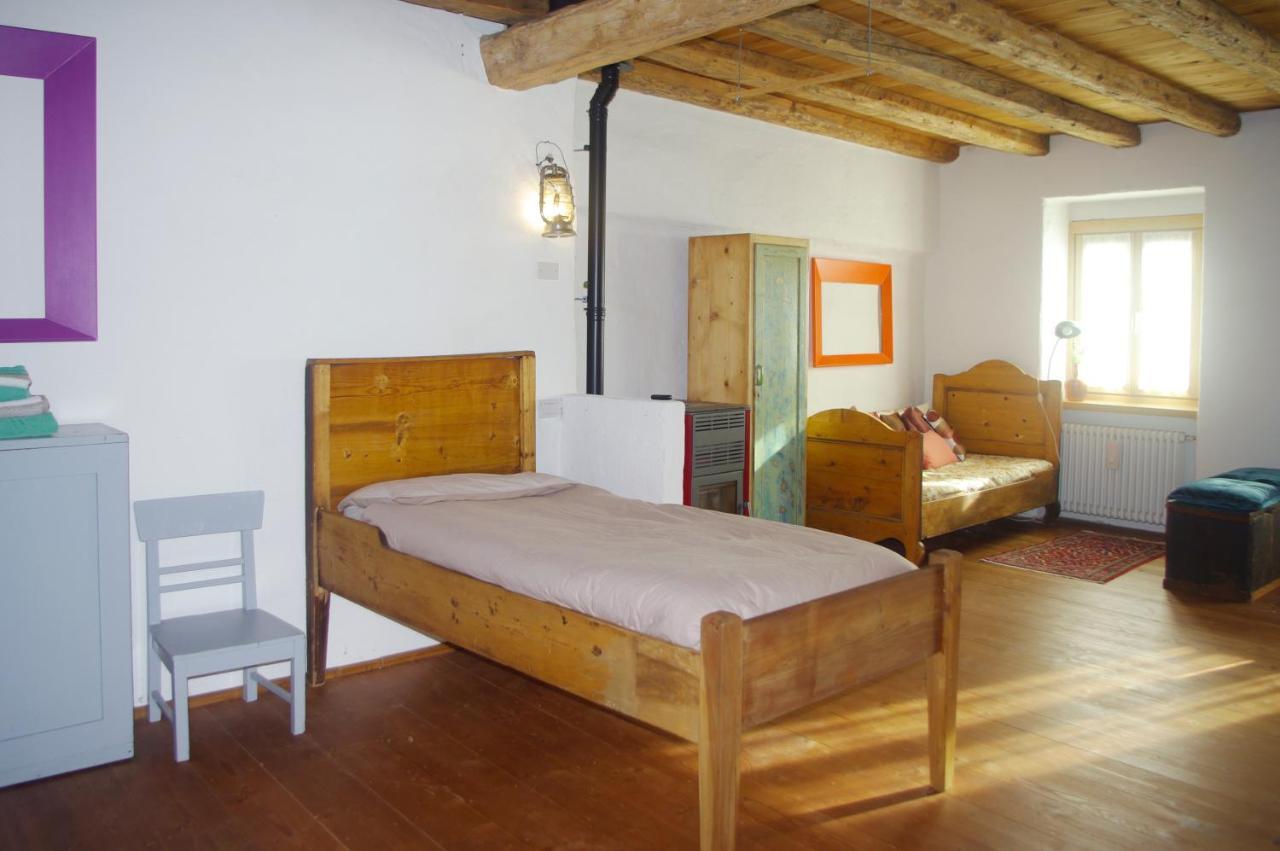 La Casa Altrui- Camere E Zona Relax Con Giardino Coredo Ngoại thất bức ảnh